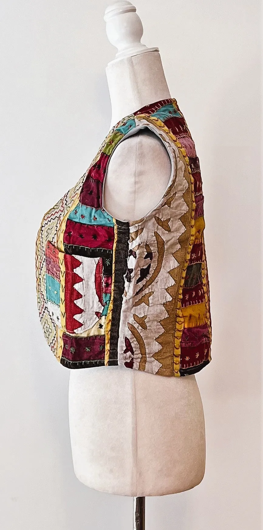 Patchwork Short Kantha Vest (Dark colors)